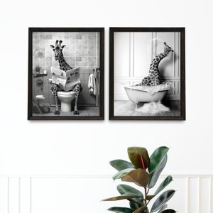 Kit 2 Quadros Decoração Banheiro - Girafas 33x24cm:madeira Preta