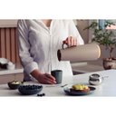 Ver imagem 5 de Garrafa Térmica 1L em Plástico com Ampola de Vidro Bule Térmico Tramontina Bege