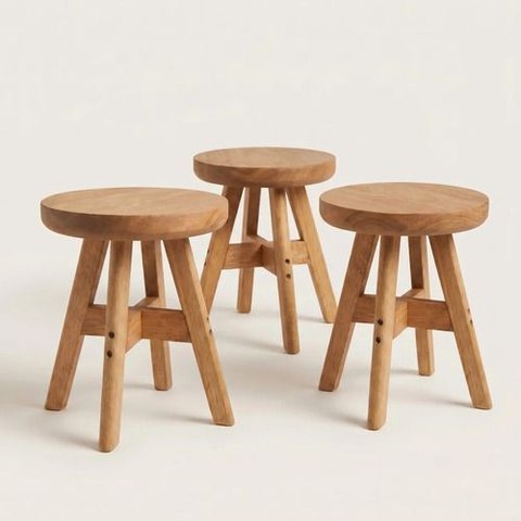 3 Banquinhos em Madeira Maciça para Apoio e Decoração – Banco Compacto Resistente – Arveni