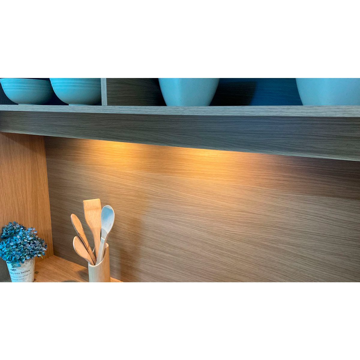 Cozinha Prática Com 5 Portas e 2 Gavetas Com Led Cecilia Cor Carvalho Americano Off White Clique Chi - 4