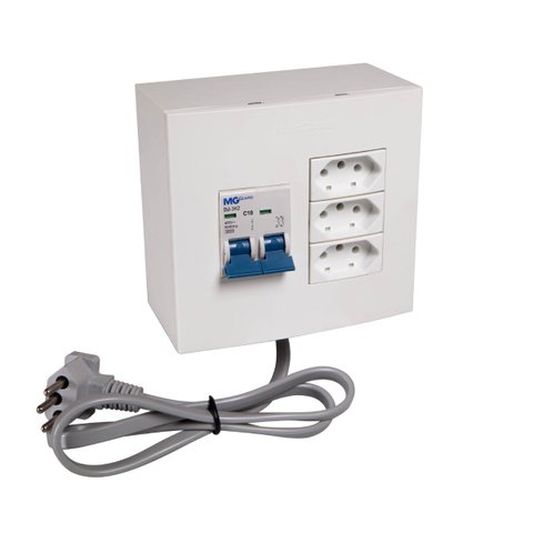 Modulo Protetor 220v 3 Tomadas Disjuntor Bip 10a Margirius Voltagem:220v