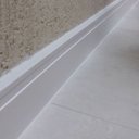 Ver imagem 3 de Kit com 5 Barras Rodapé de Poliestireno 10CMX15MM Frisado 12m Branco Riplain