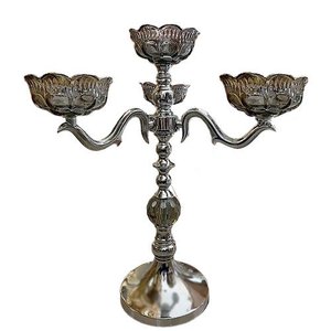 Candelabro Prateado em Metal e Cristal - 52,5x43x19cm - Design Exclusivo de Candelabro