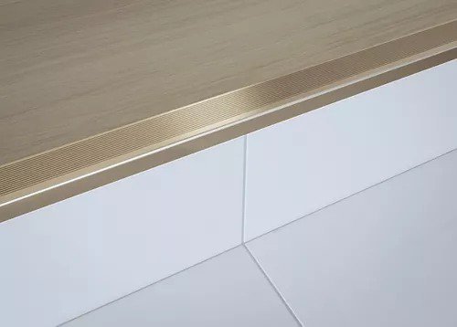 Perfil Aluminio L Para Escada Degrau Barra 1 Metro Dourado - 1