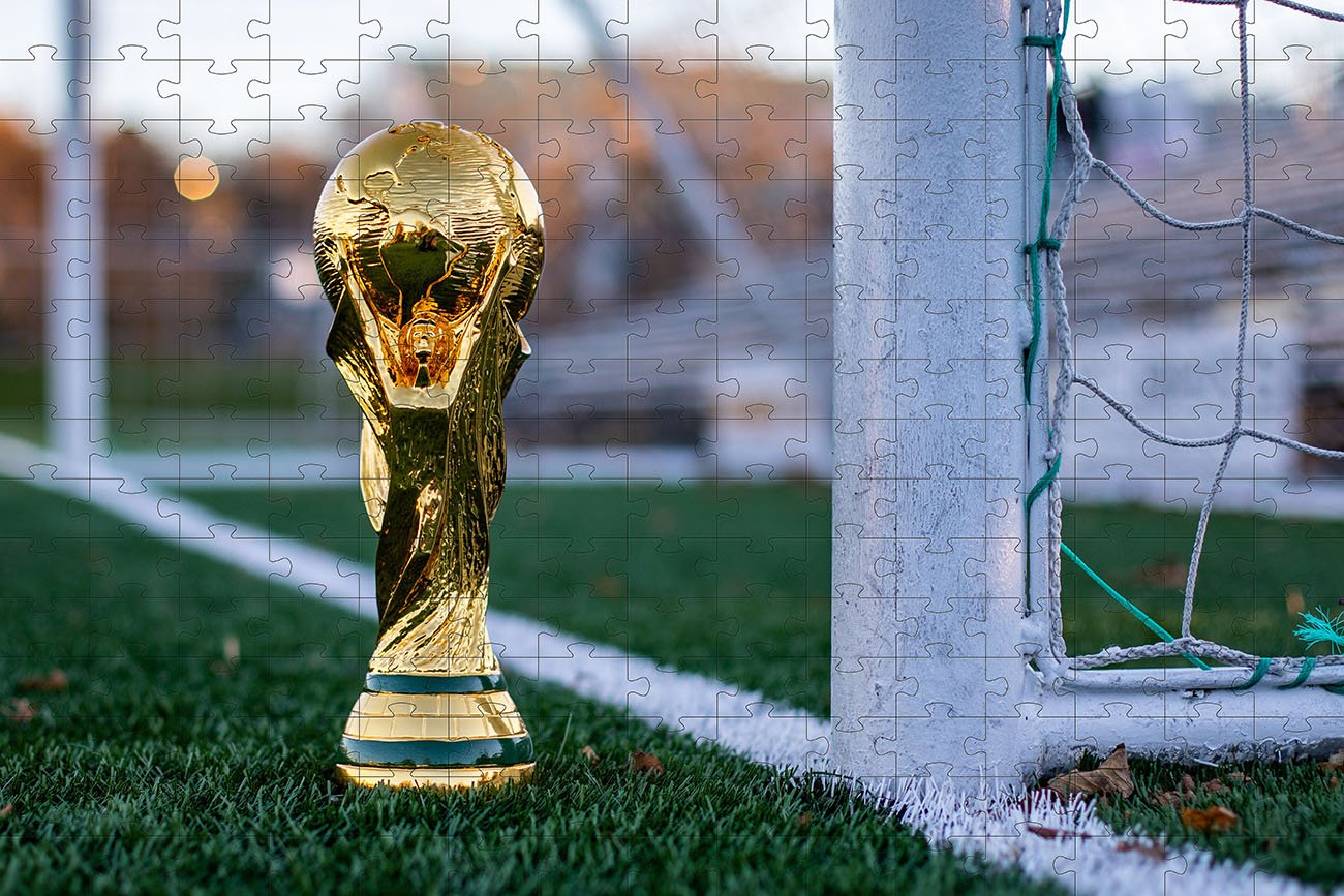 Quebra-cabeça Puzzle Taça da Copa do Mundo 2022 de 300 peças + Chaveiro - 1