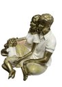 Ver imagem 7 de Escultura Familia Decorativa em Resina Pai Mãe e Filho no Colo