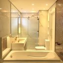 Ver imagem 1 de Banheira Design Moderno Tulipa 150cm Imersão com 2 Alças Inox Branco Ouro Fino