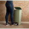 Lixeira com Pedal Step Up em Plástico 40 Litros Brabantia Verde - 6