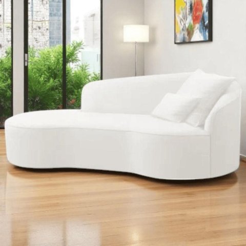 Divã Recamier Sofá Curvo Sala de Tv e Estar Recepção Inglaterra 150cm Lado Esquerdo Bouclé