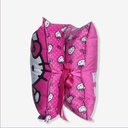 Ver imagem 3 de Almofada Formato Carta Hello Kitty
