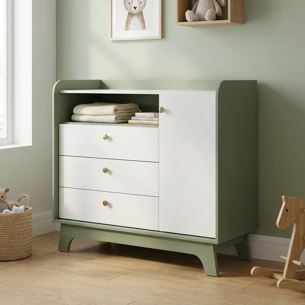 Cômoda Infantil 3 Gavetas 1 Porta Encanto 120 x 100cm Verde Oliva/Branco