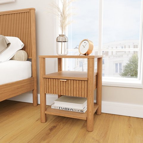 Mesa de Cabeceira 1 Gaveta Oiti CabeCasa MadeiraOriginals