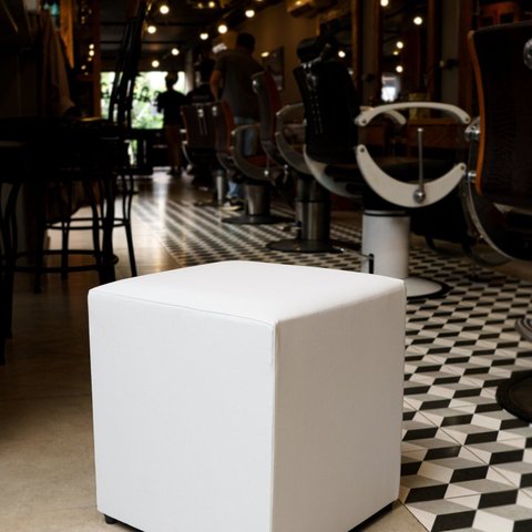 Puff Studio 40x40x40 Cm Courino sem Rodizios Branco