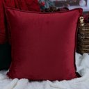 Ver imagem 2 de Capa Almofada Natalina Lisa Veludo e com Guizos 43x43cm