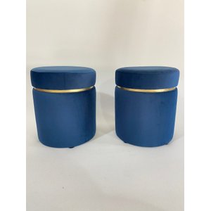 Kit 2 Puffs Decorativo Redondo em Veludo Azul com Detalhe Dourado, Estilo Moderno Sala Moveis