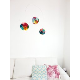 Móbile berço bebê infantil quarto 3 bolas coloridas origami - 3