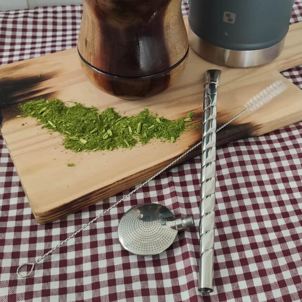 Bomba de Chimarrão Bojo Mil Furos 21cm com Rosca Chata Média e Escovinha Artesanal - 8