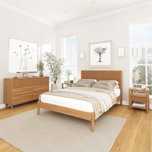 Conjunto Cama Casal com 2 mesas de cabeceira e Cômoda Oiti CabeCasa MadeiraOriginals