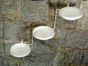Ver imagem 4 de Jardim Vertical: Suporte de Parede Branco para 3 Vasos | Decoração Sofisticada e Prática! Esquerdo