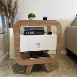 Mesa Lateral de Apoio Theo com USB - 13