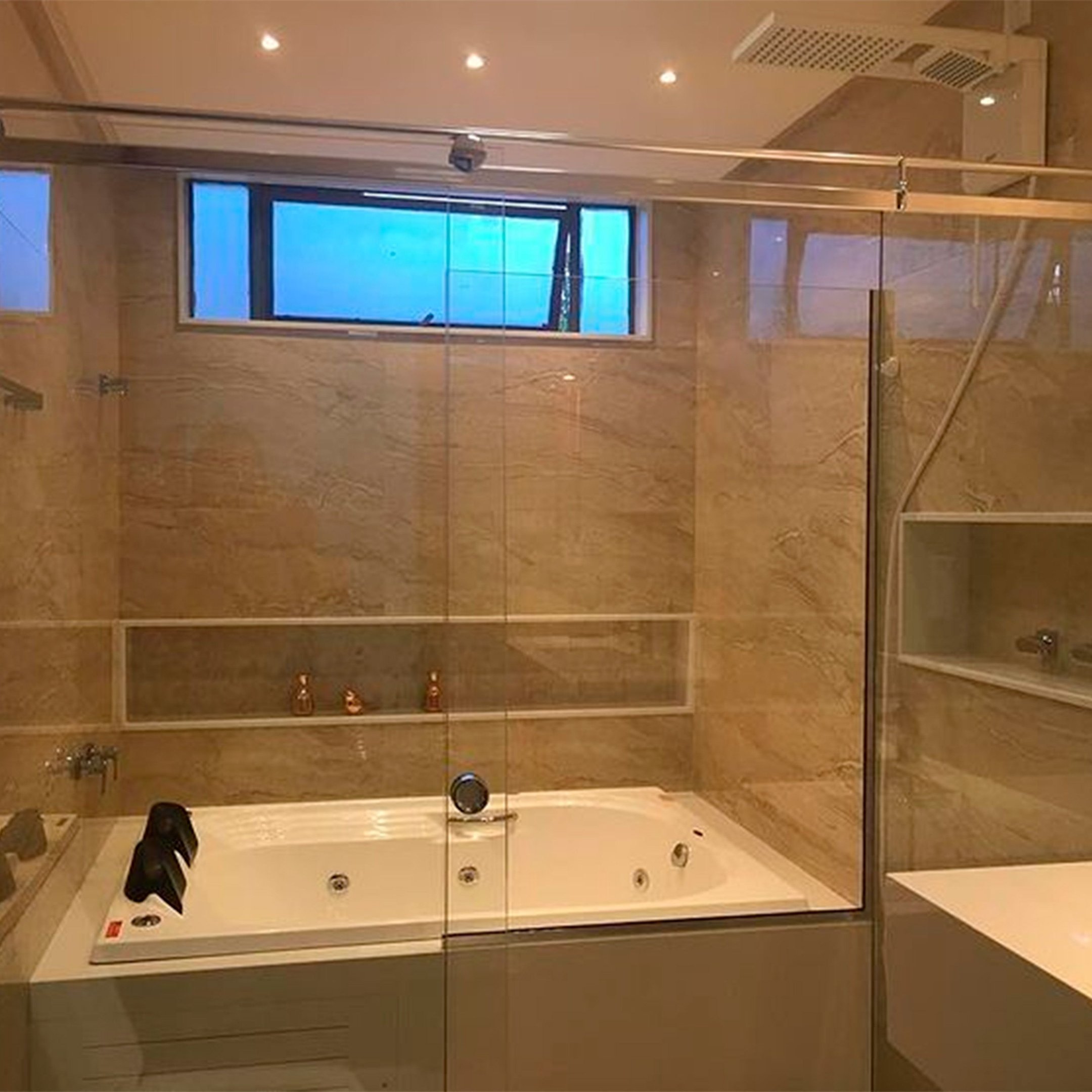 Banheira  Casal de  Hidromassagem   Ascoli  Elegance 180cm X 120cm X 43cm em Gel Coat- 220V Mondialle - 10