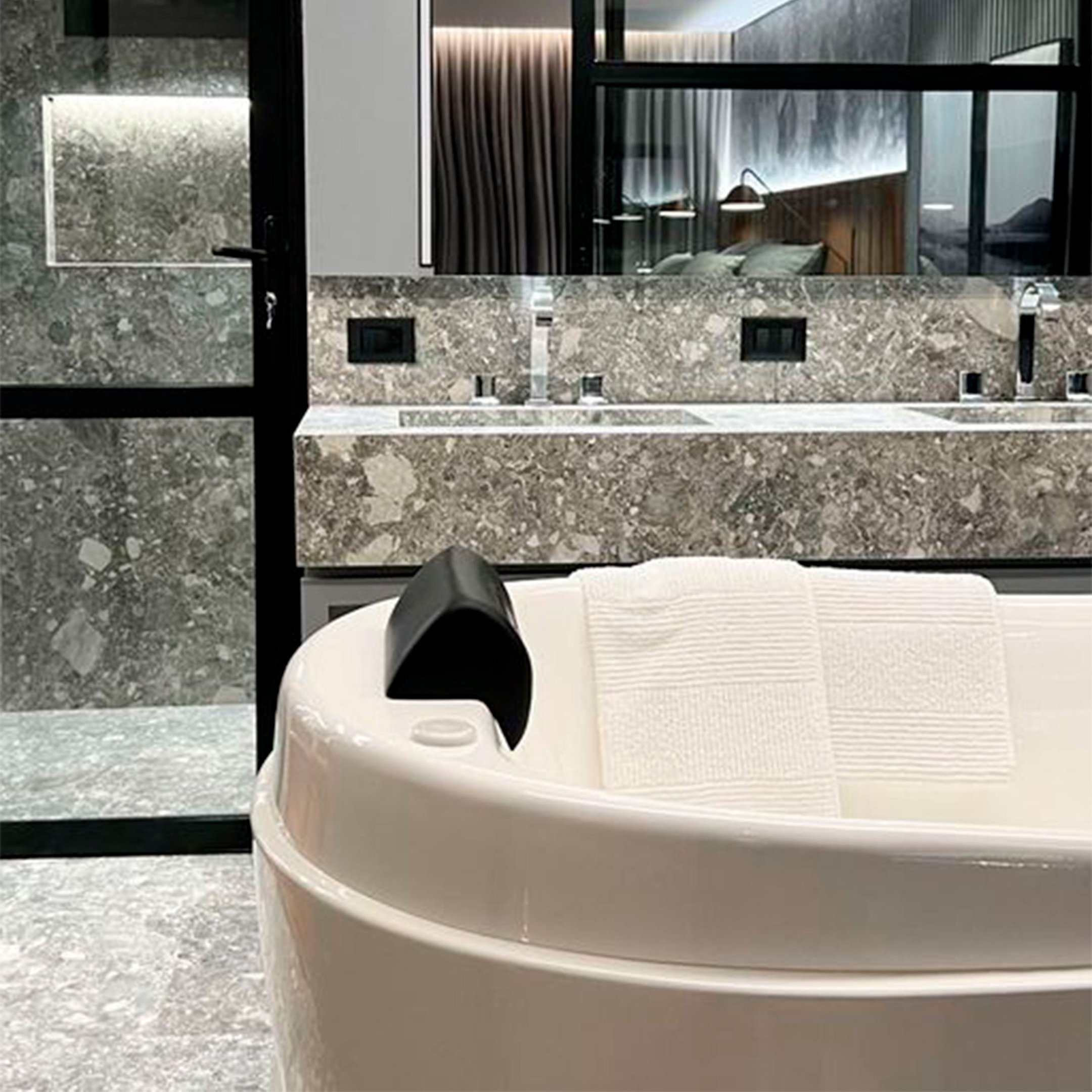 Banheira de Hidromassagem   Palermo Elegance 177cmx82cmx77cm em Acrílico- 220V Mondialle - 9