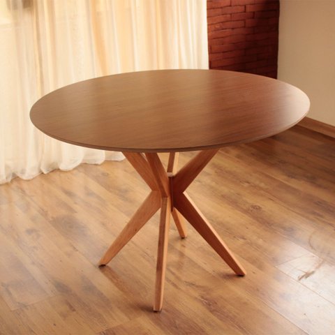 Mesa de Jantar Base Estrelada de Madeira Maciça Alice- 108cm