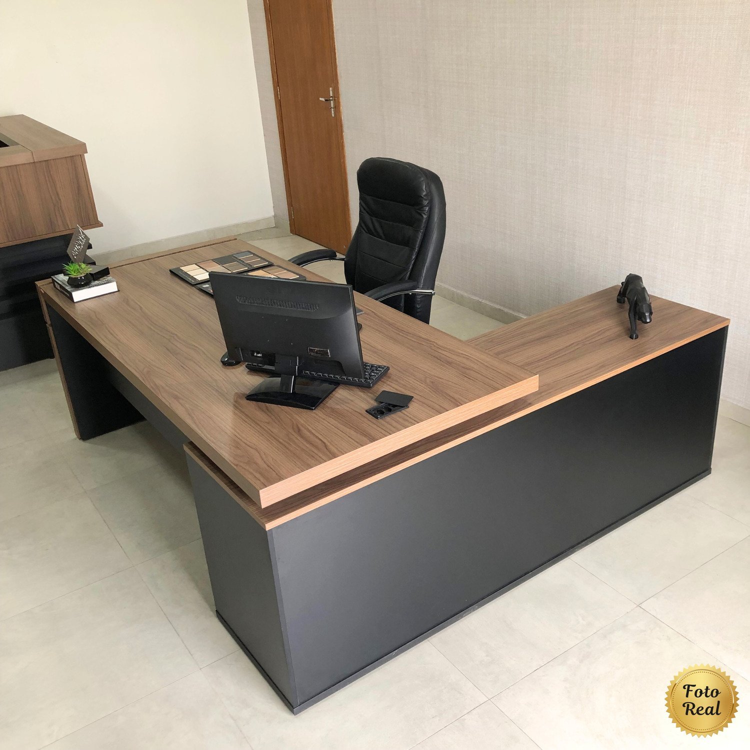 Mesa para Escritório em L com Caixa de Tomada Tamburato Estação Diretoria - 16