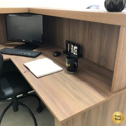 Balcão de Atendimento para Escritório/recepção em L - Elegante e Funcional 1,47x1,47m - 10