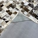 Ver imagem 3 de Tapete de couro cinza natural malhado 1,50x2,00 c/b