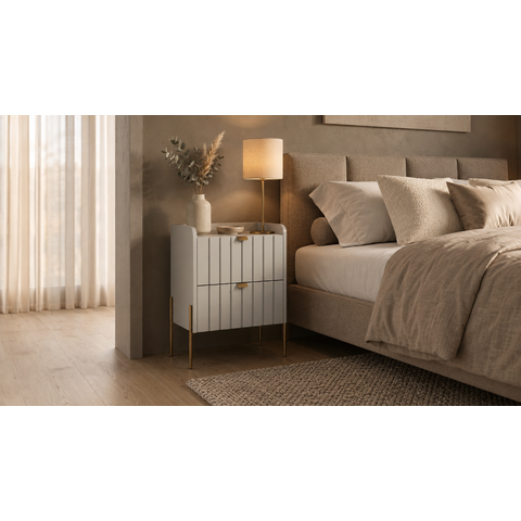 Mesa de Cabeceira com Gaveta Moriah Off White 45cm Puxadores e Pés Ferro