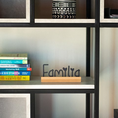 Escultura de Mesa Família Preto