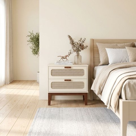 Mesa de Cabeceira 2 Gavetas Santorini MDF Off White 60cm com Pés em Madeira Maciça