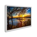 Ver imagem 1 de Quadro Decorativo Paisagem Lago com Árvores e Pôr do Sol com 1 Tela 60x90cm para Sala Quarto Sem Vidro