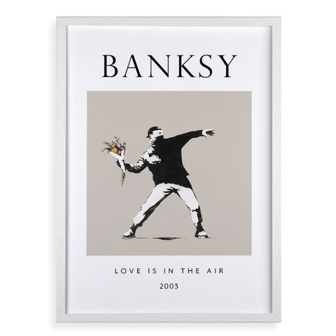 Quadro Banksy Love Is In The Air 24x18cm - com Vidro:moldura Branca