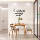Ver imagem 1 de Adesivo Decorativo Frase O Ingrediente Secreto é Amor Decoração Cozinha Padaria Restaurante Kanto St