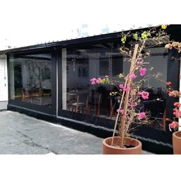 Toldo Cortina Preto c/ visor - 2,30m x 2,50m - kit completo - 2
