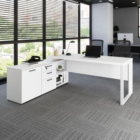 Mesa de Escritório Diretor em L Industrial 170cm Pés Metal