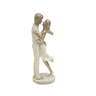 Escultura Casal Abraçado em Resina - Dana Decor - 1