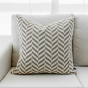 Ver imagem 2 de Almofada Chevron Cinza & Branco Quadrada:Completa