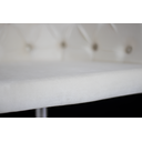 Ver imagem 6 de Cadeira Poltrona Ágata Giratória em Veludo Marfim com Rodinhas e Regulagem de Altura