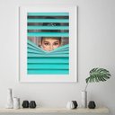 Ver imagem 1 de Quadro Audrey Hepburn - Persiana - 60x48cm:madeira Branca