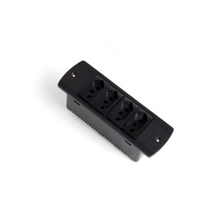 Régua S170 com 4 Tomadas 10a com Cabo – Qtmov Prime - Preto