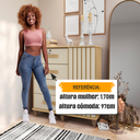 Ver imagem 7 de Cômoda Grécia com 1 Porta com Detalhe Ripado e 4 Gavetas 1 Tranca com Chave Marrom/Cinamomo/Off White