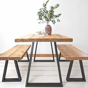 Conjunto de Mesa e Bancos Rústicos | Estrutura Trapézio - 200cm