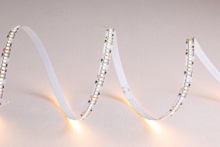 Fita Led 12v 20w/m 2280 Lúmens/m 240 Leds/m Ip20 50 Metros - 4000k - Luz Neutra - 4