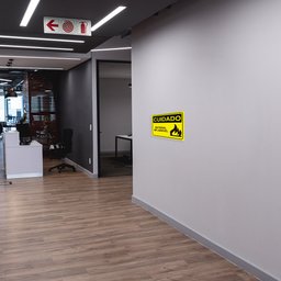 Placa de Sinalização Cuidado Material Inflamável em Pvc - 5
