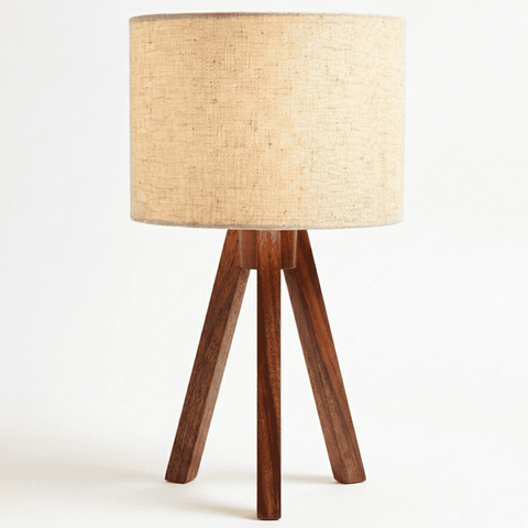 Abajur de Mesa com Tripé de Madeira e Cúpula Cáqui - Licht Haus