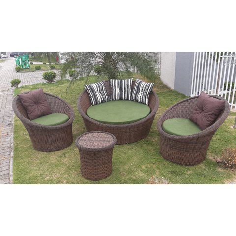 Conjunto Chaise Orbit em Fibra Sintética + 2 Poltronas Bola + Mesa Centro