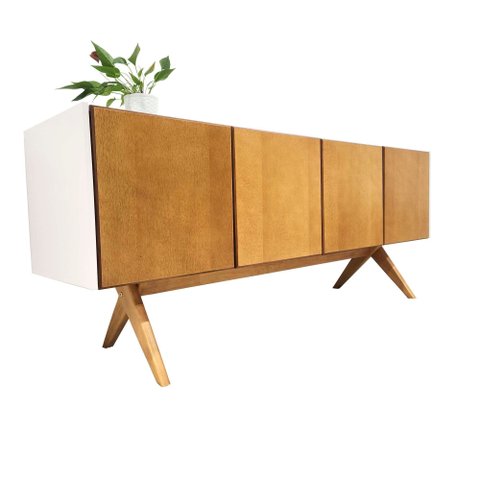 Balcão Buffet Aparador Lenny 184 Cm 4 Portas Laca com Pés em Madeira